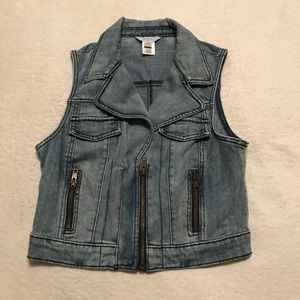 Denim cropped jean jacket